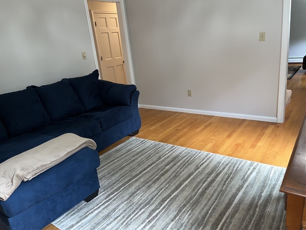 26 Streeter Road Hubbardston, MA 01452 - Photo 3 of 32 Gallery Image 3