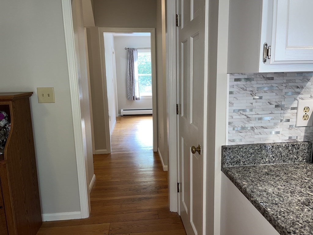 26 Streeter Road Hubbardston, MA 01452 - Photo 7 of 32 Gallery Image 7