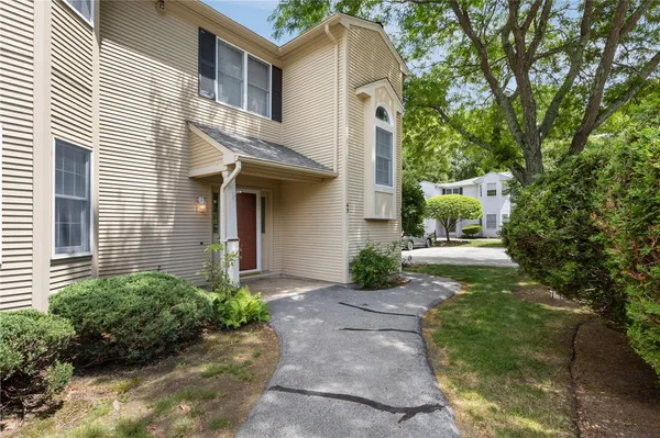 $339,900 | 43 Trellis Drive, Unit 43, West Warwick, RI 02893