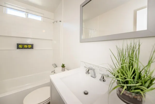 $489,900 | 6 Dawn Drive, Woodland, CA 95695