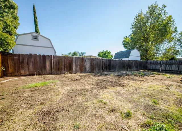 $489,900 | 6 Dawn Drive, Woodland, CA 95695