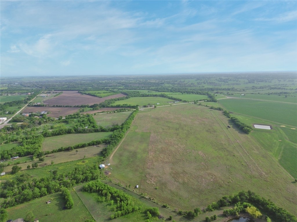 7 Chilton Tx 76632 Chilton, TX 76632 - Photo 6 of 12