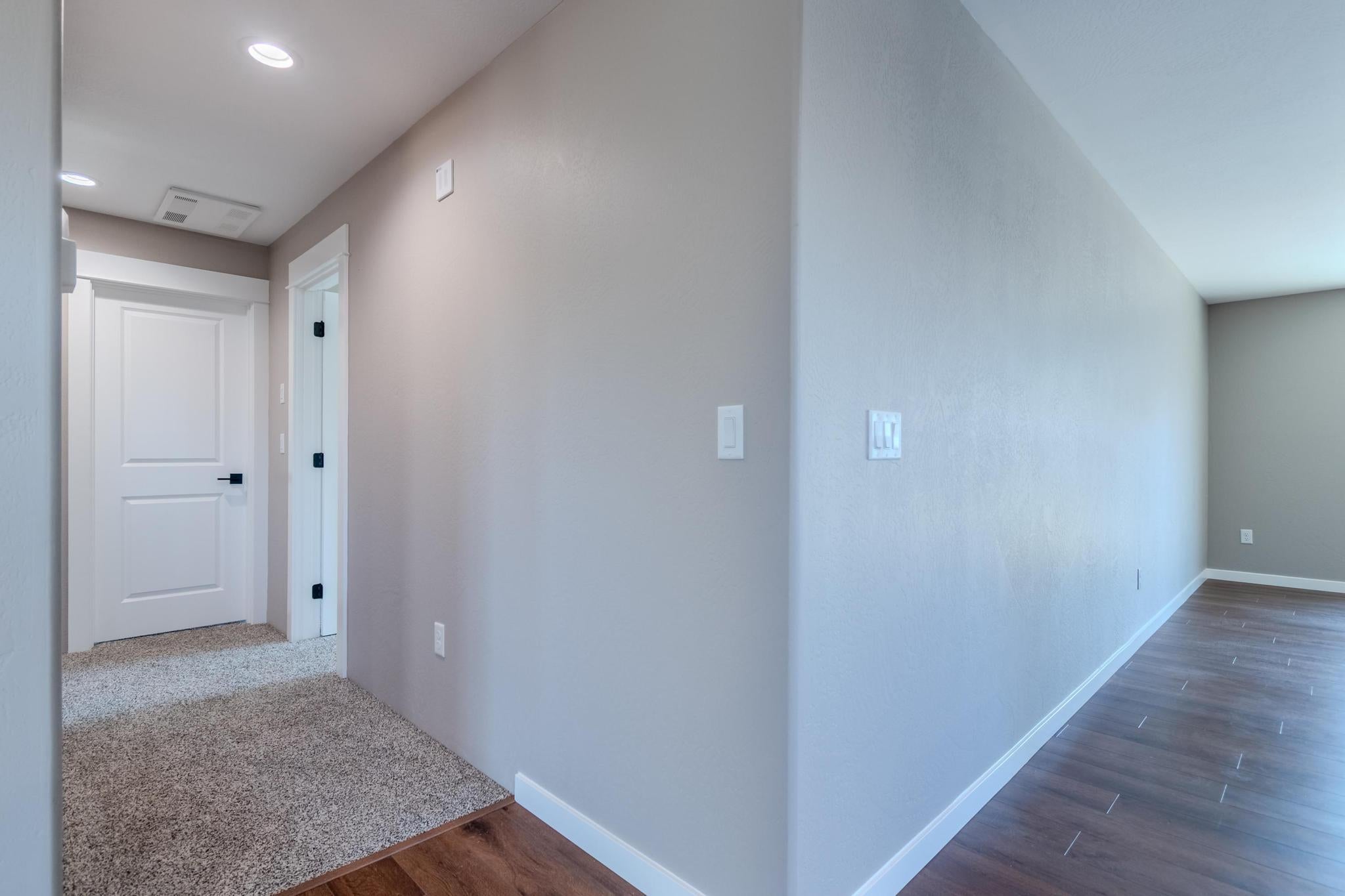 3738 Springbrook Road Medford, OR 97504 - Photo 8 of 29 01-8
