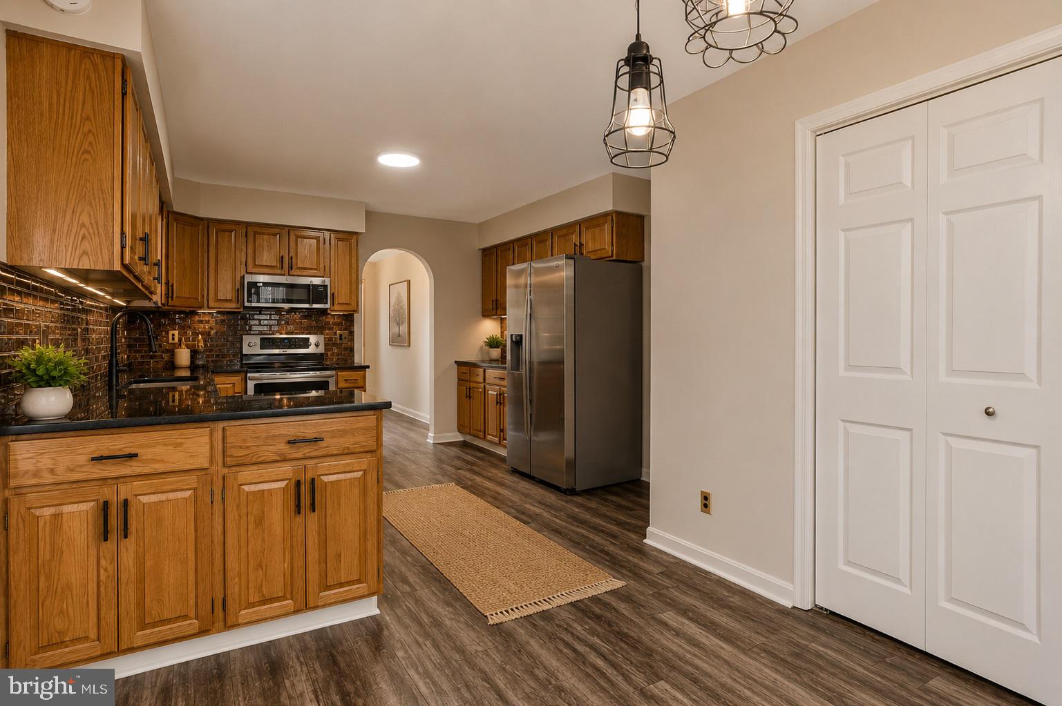 17082 Prince Frederick Road Hughesville, MD 20637 - Photo 3 of 56