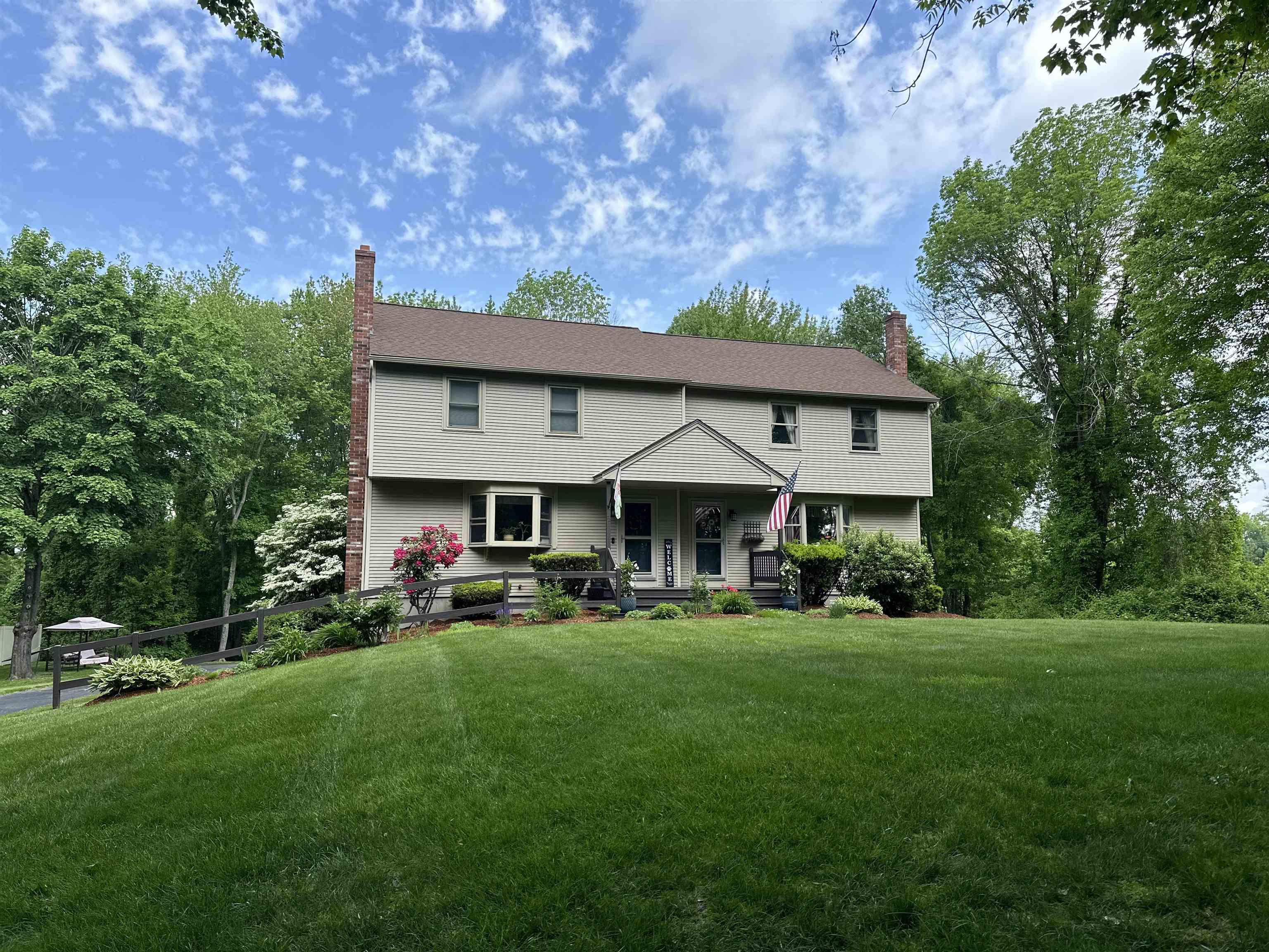 72 Brookdale Road Salem, NH 03079 - Photo 1 of 34