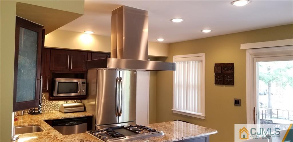 193 Evergreen Road, Unit 2B Edison, NJ 08837 - Photo 1 of 24 Gallery Image 1