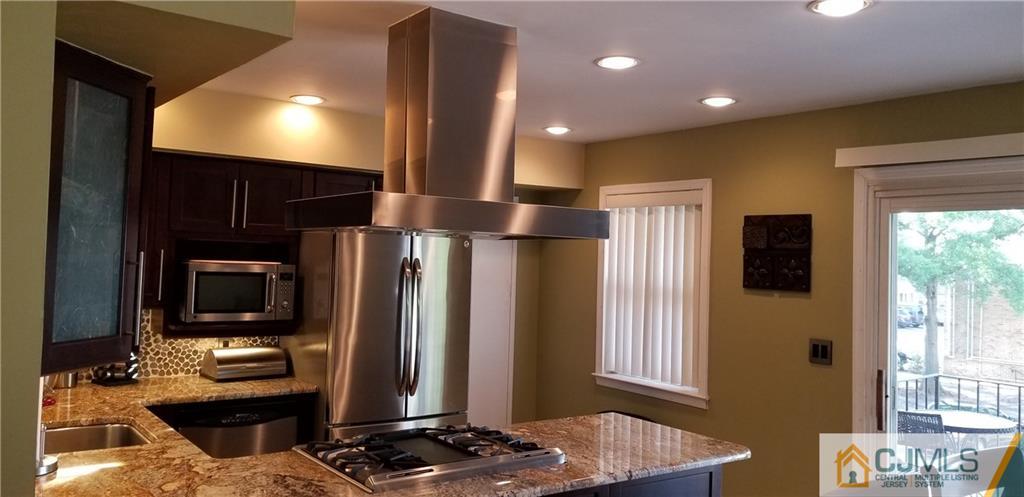 193 Evergreen Road, Unit 2B Edison, NJ 08837 - Photo 2 of 24 Gallery Image 2