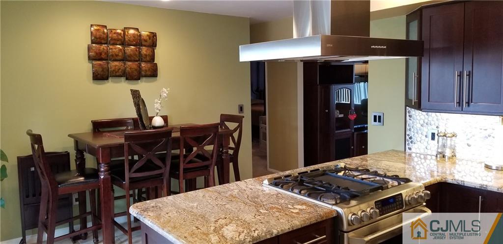 193 Evergreen Road, Unit 2B Edison, NJ 08837 - Photo 5 of 24 Gallery Image 5