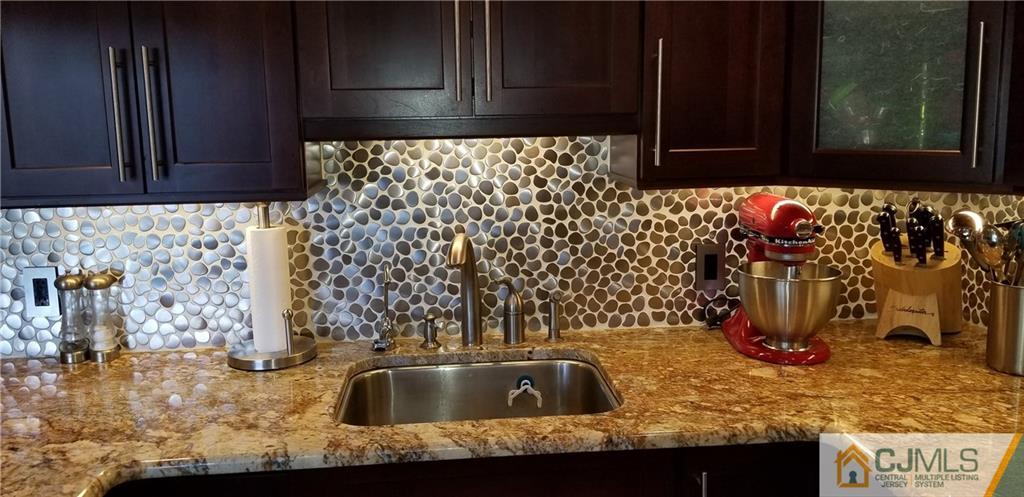 193 Evergreen Road, Unit 2B Edison, NJ 08837 - Photo 9 of 24 Gallery Image 9