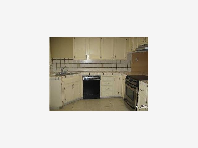 4081 Dale Road, Unit C Modesto, CA 95356 - Photo 4 of 7 Gallery Image 4