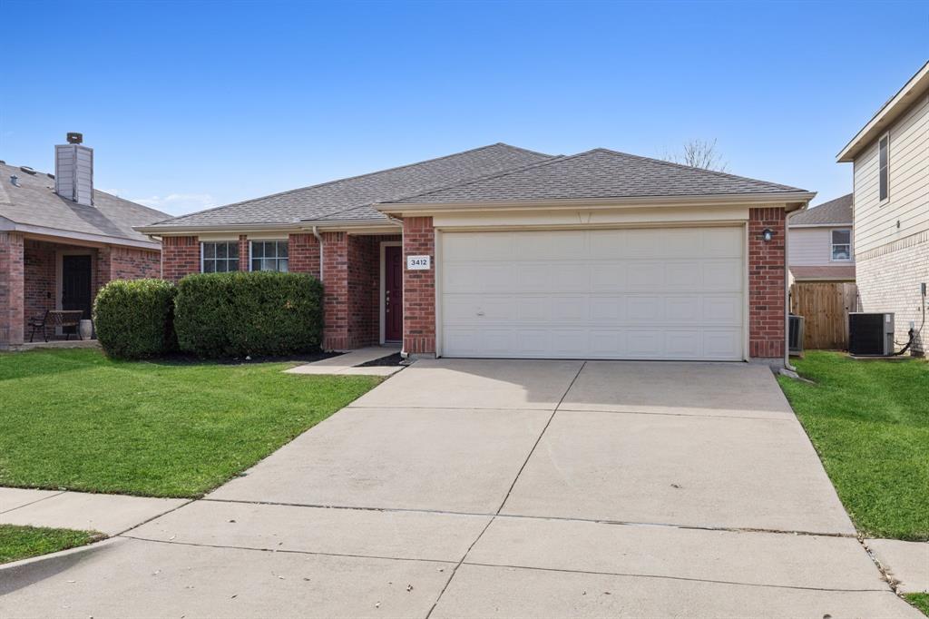 3412 Sedaila Ranch Road Fort Worth, TX 76262 - Photo 3 of 27