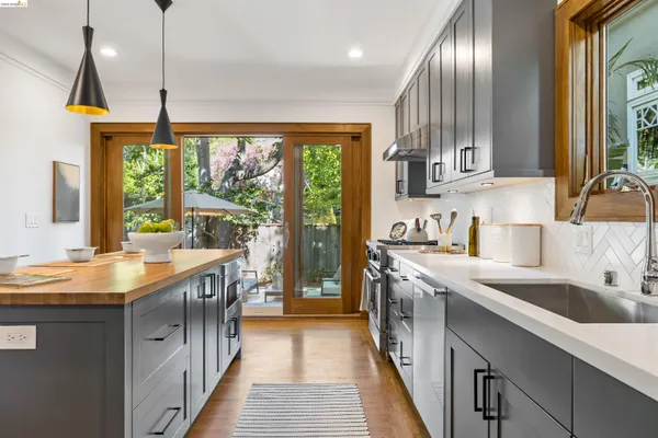 $1,800,000 | 3208 Claremont Avenue, Berkeley, CA 94705