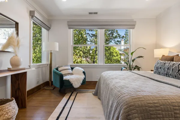 $1,800,000 | 3208 Claremont Avenue, Berkeley, CA 94705