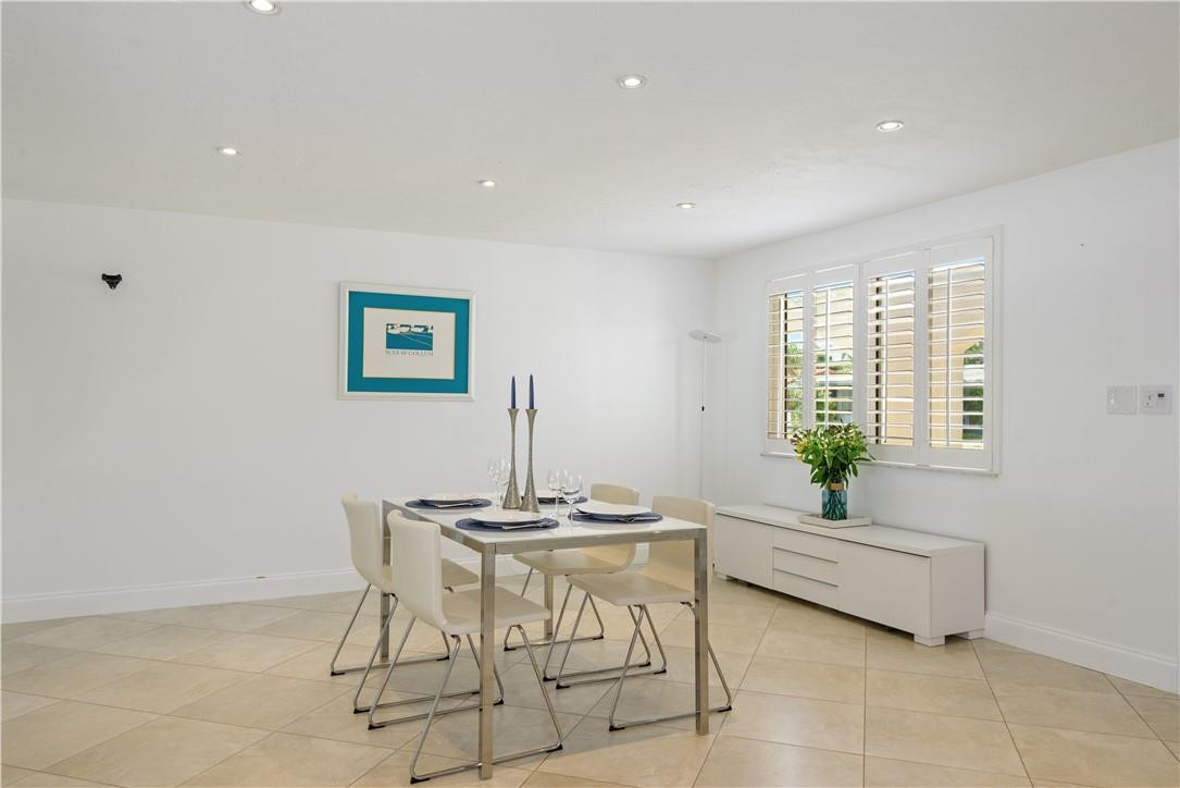1900 North Victoria Park Road Fort Lauderdale, FL 33305 - Photo 2 of 26 Photo 2