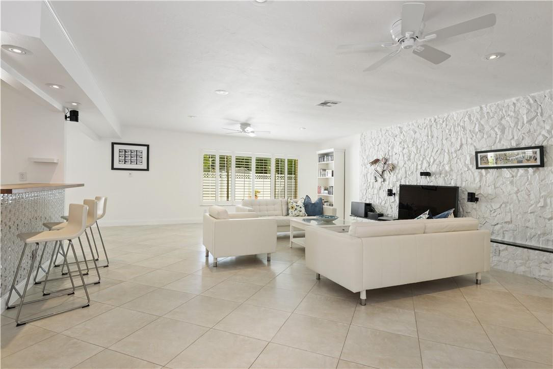 1900 North Victoria Park Road Fort Lauderdale, FL 33305 - Photo 6 of 26 Photo 6