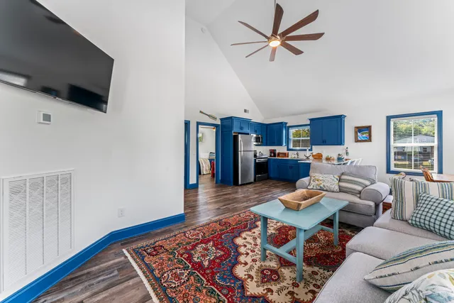 $1,599,999 | 205 Clover Street, Granville, TN 38564