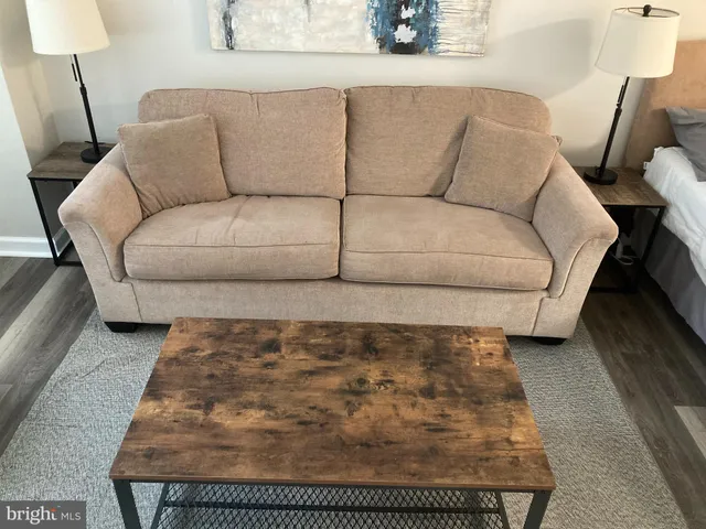 $1,900 | 1121 Arlington Boulevard, Unit 734, Arlington, VA 22209