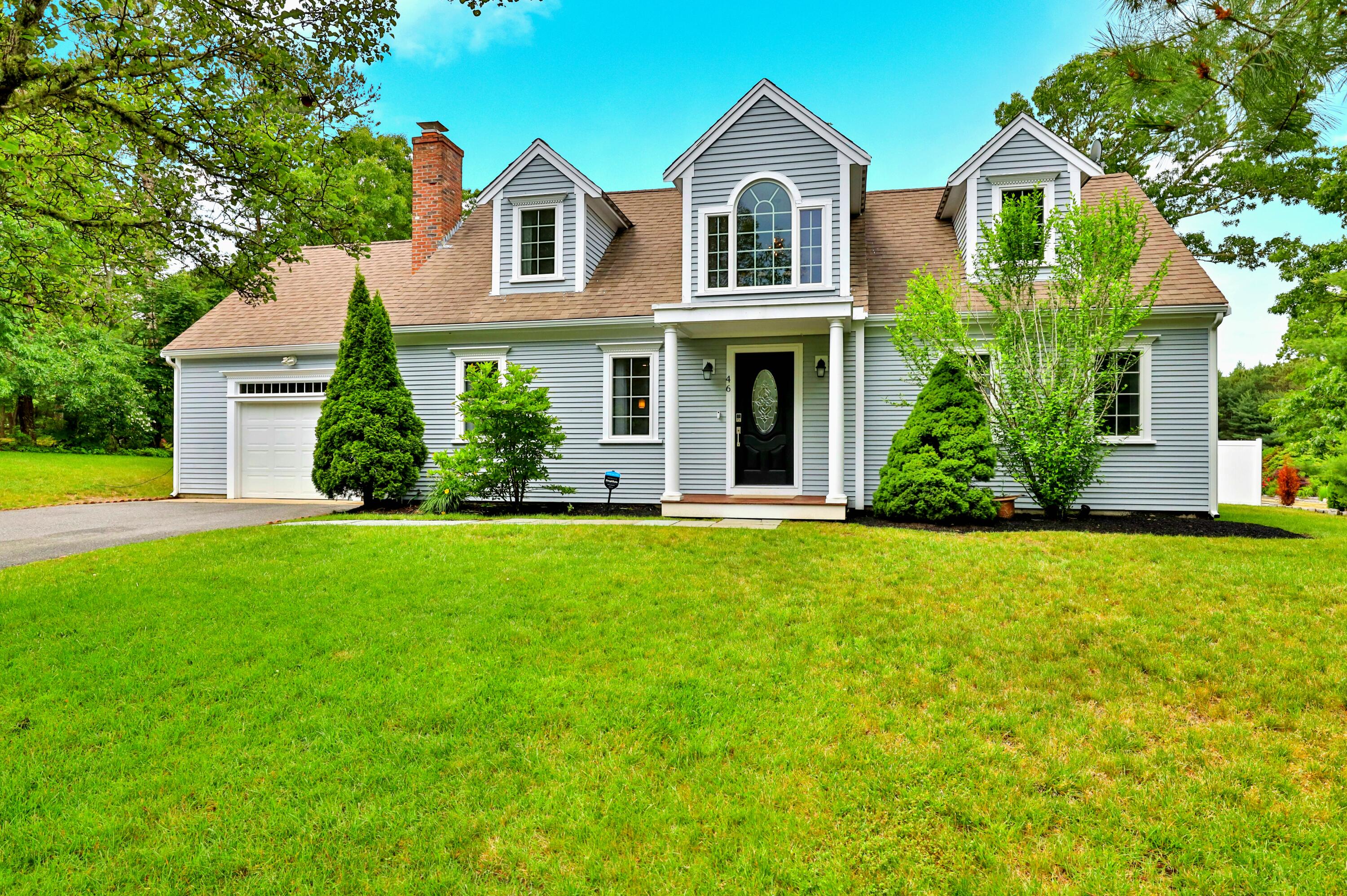 46 Briar Patch Road Osterville, MA 02655 - Photo 1 of 46 46BriLR-3