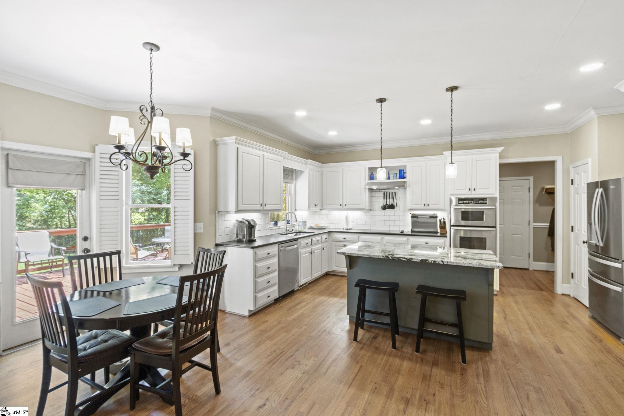 231 English Oak Road Simpsonville, SC 29681 - Photo 8 of 32 Gallery Image 8