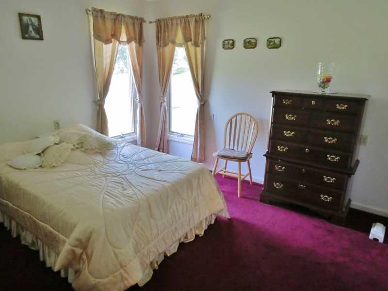 269 Thompsonville Road Canonsburg, PA 15317 - Photo 12 of 19 Bedroom.