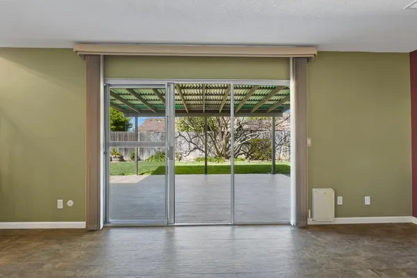 $599,000 | 865 Regatta Drive, Sacramento, CA 95833