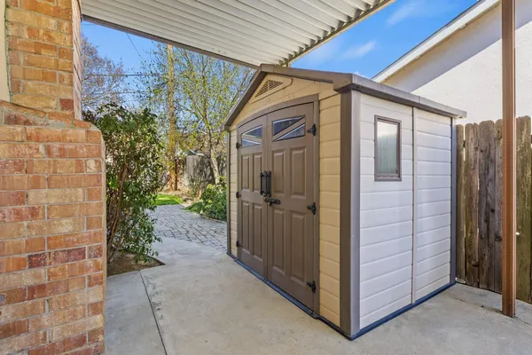 $599,000 | 865 Regatta Drive, Sacramento, CA 95833