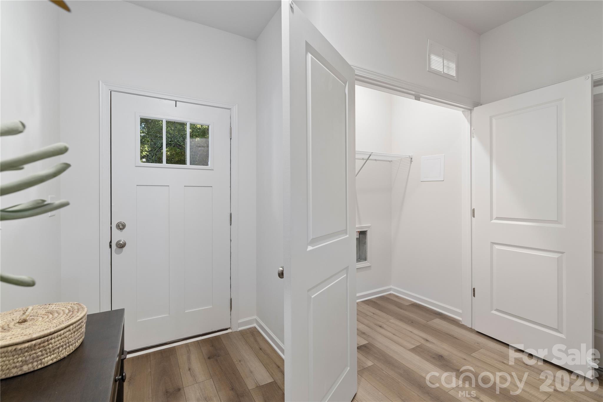 6924 Ridge Ln Road Charlotte, NC 28262 - Photo 5 of 24 a view of bathroom