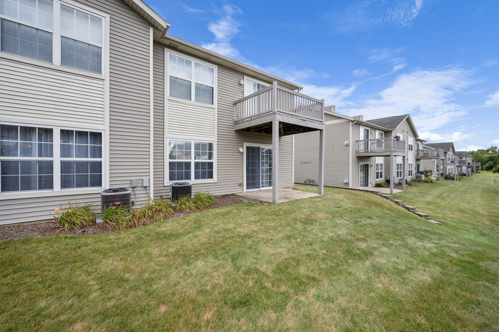989 Penny Lane, Unit 989 Sycamore, IL 60178 - Photo 7 of 27