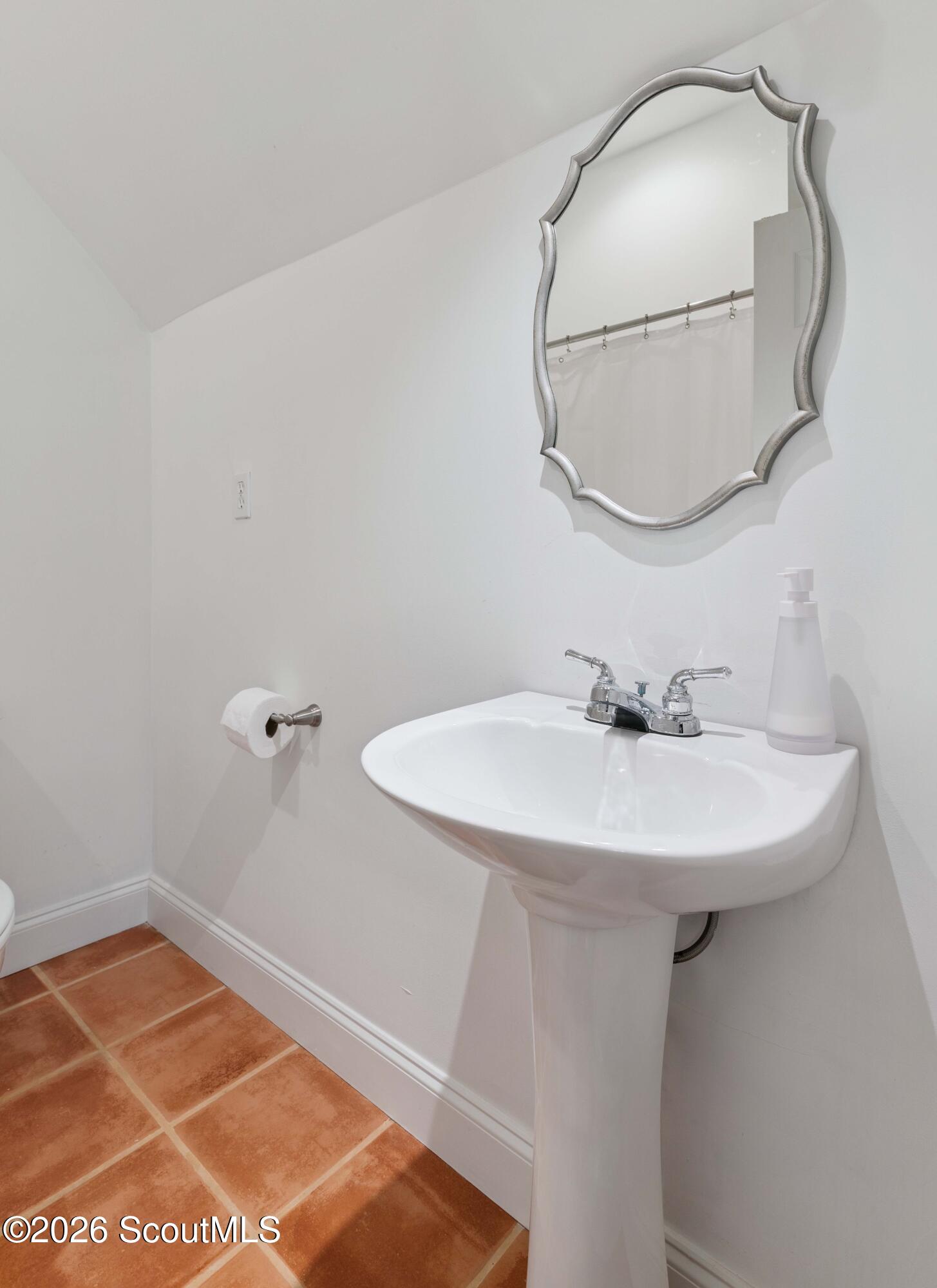 209 West Point Drive St. Simons Island, GA 31522 - Photo 28 of 37