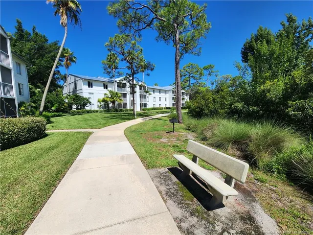 $209,900 | 2502 Southeast Anchorage Cove, Unit H2, Port St. Lucie, FL 34952