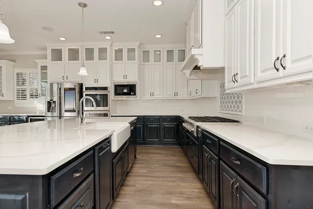 $598,700 | 543 Kingston Lane, Conroe, TX 77384