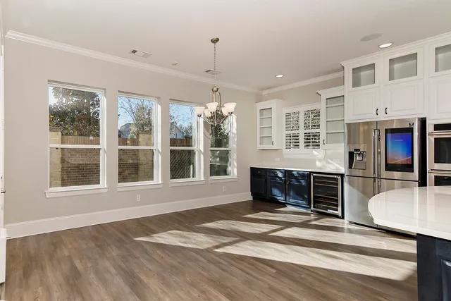 $598,700 | 543 Kingston Lane, Conroe, TX 77384