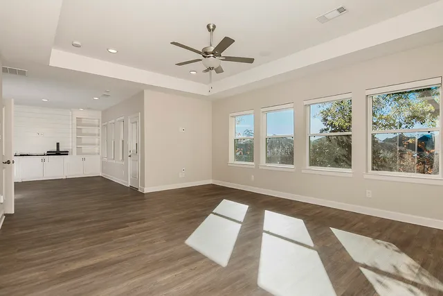 $598,700 | 543 Kingston Lane, Conroe, TX 77384