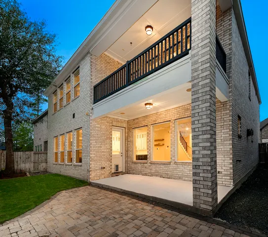 $598,700 | 543 Kingston Lane, Conroe, TX 77384