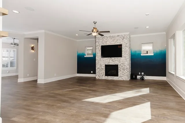 $598,700 | 543 Kingston Lane, Conroe, TX 77384