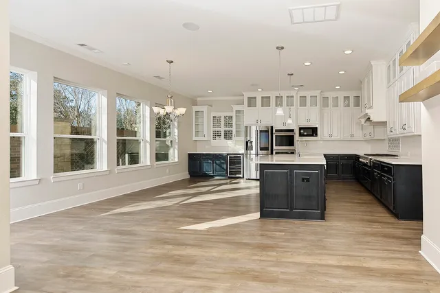 $598,700 | 543 Kingston Lane, Conroe, TX 77384