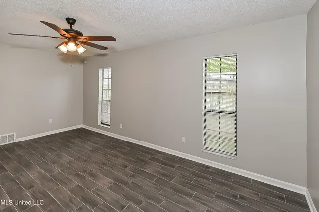 $1,665 | 2895 Devon Circle, Horn Lake, MS 38637