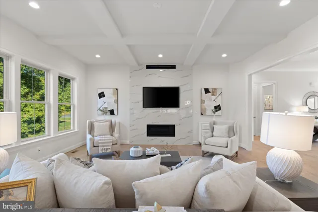 $2,749,900 | 11632 Pine Tree Drive, Fairfax, VA 22033