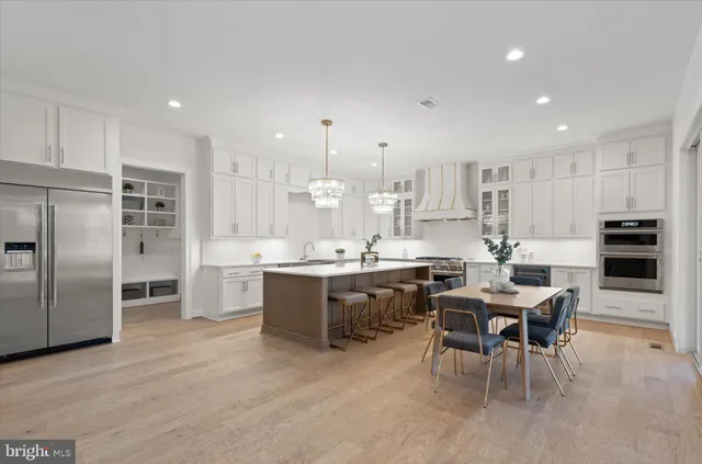 $2,749,900 | 11632 Pine Tree Drive, Fairfax, VA 22033