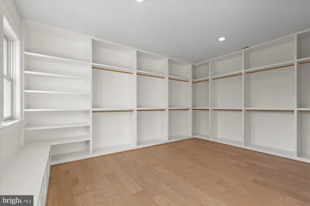 $2,749,900 | 11632 Pine Tree Drive, Fairfax, VA 22033