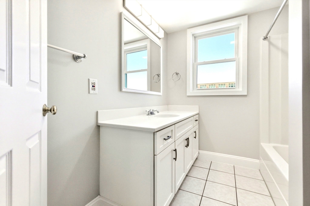 442 Main Street Boston, MA 02129 - Photo 13 of 23