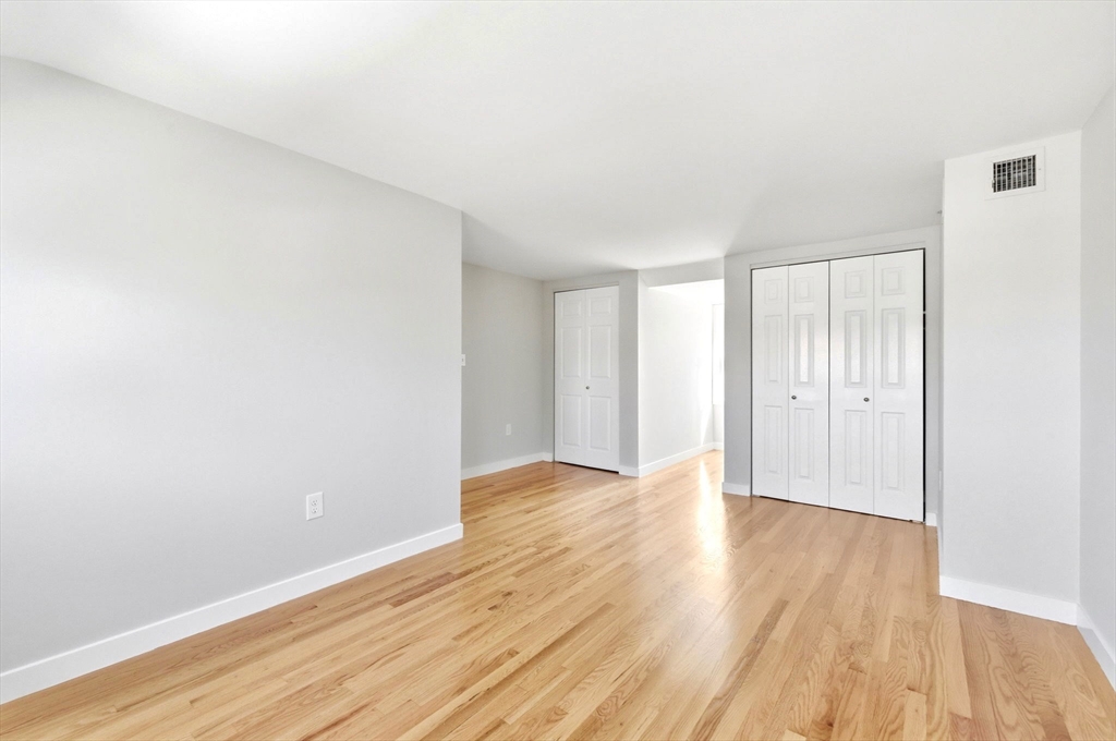 442 Main Street Boston, MA 02129 - Photo 15 of 23