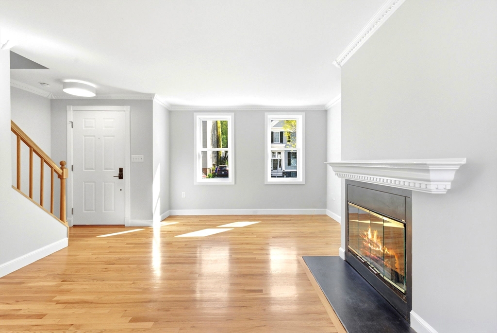442 Main Street Boston, MA 02129 - Photo 5 of 23