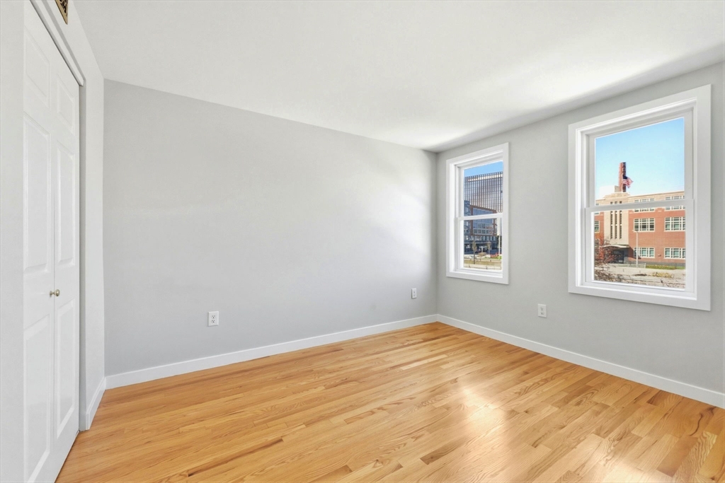 442 Main Street Boston, MA 02129 - Photo 10 of 23