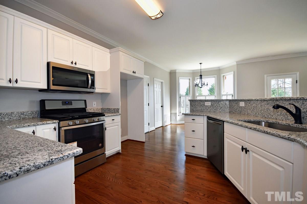 204 Georgetowne Drive Elon, NC 27244 - Photo 5 of 24