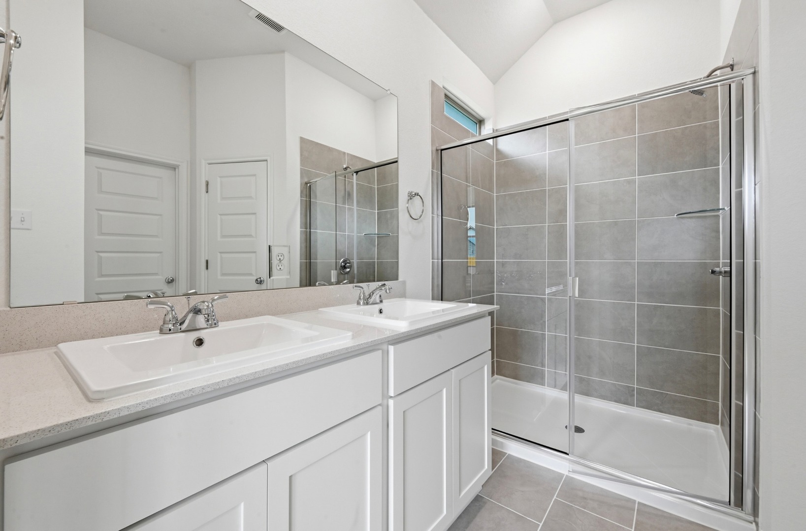 444 Lucky Avenue Elgin, TX 78621 - Photo 17 of 35