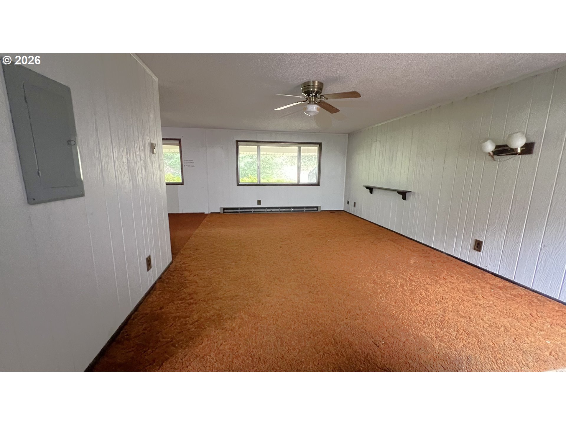 10082 Lone Pine Lane Myrtle Point, OR 97458 - Photo 11 of 19 Living Room