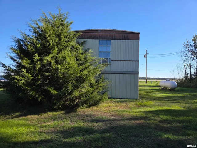 $29,900 | 25637 Highway 3, Olive Branch, IL 62969