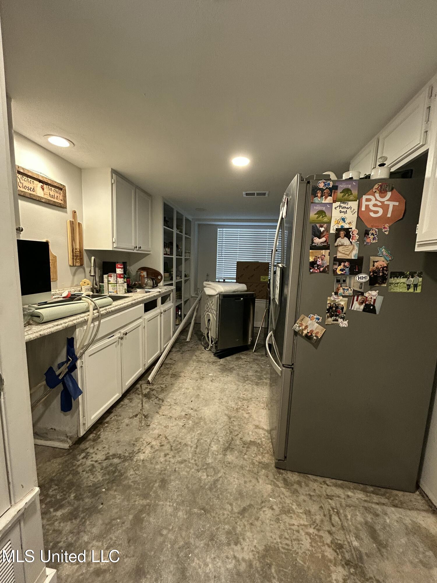 407 Lakebend Place Brandon, MS 39042 - Photo 2 of 4 IMG_1811