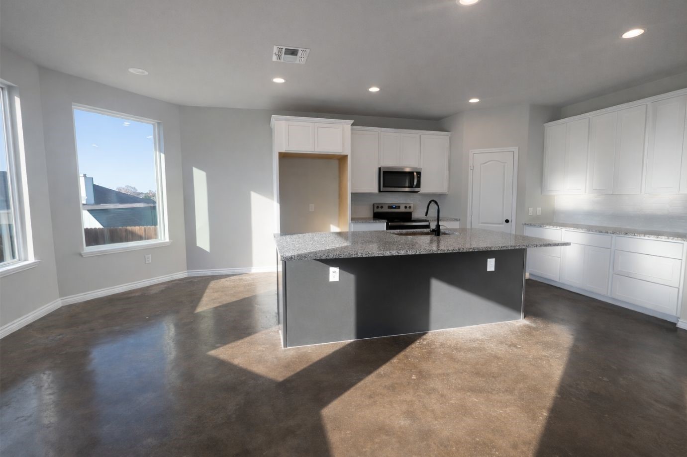 12491 Ridgecrest Drive Willis, TX 77318 - Photo 6 of 34